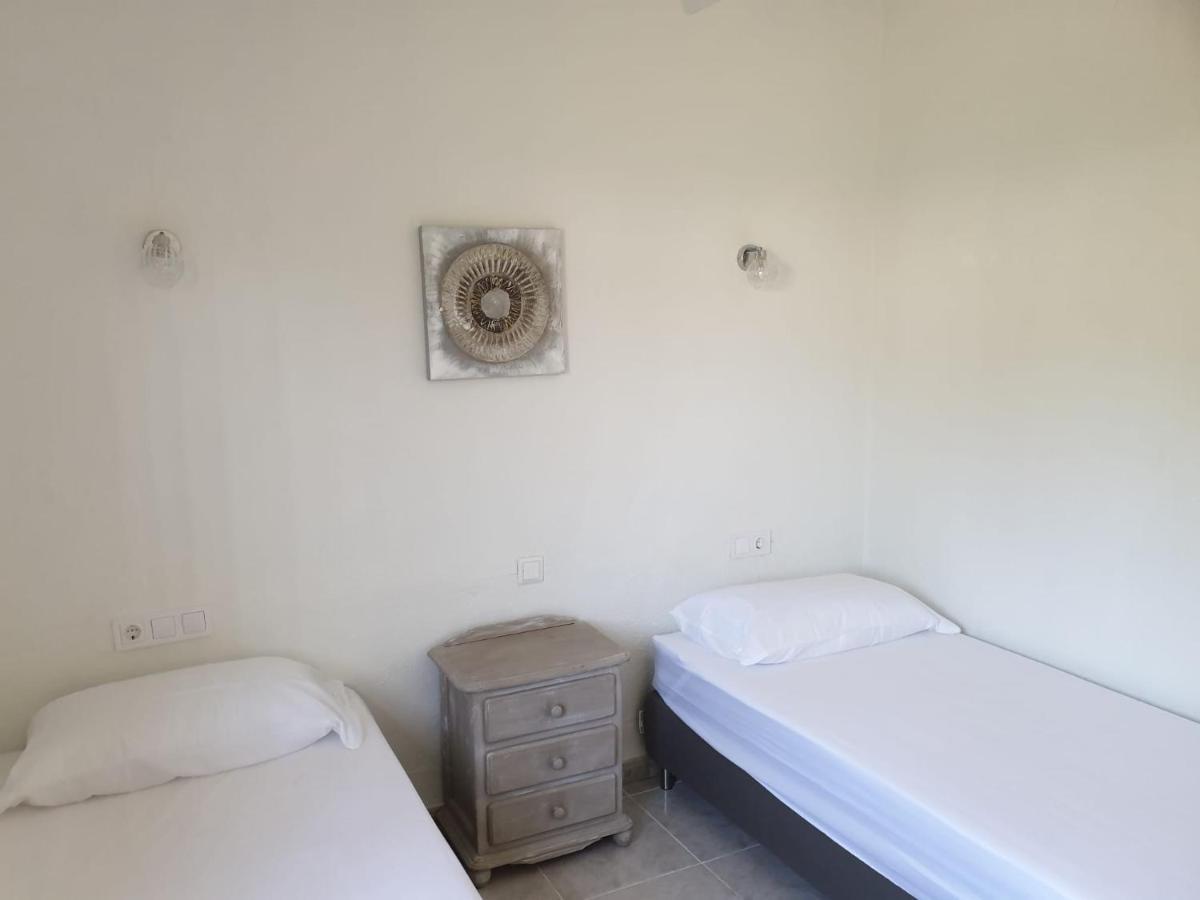 Cheerful 2-Bedroom Villa With Private Pool كاليبي المظهر الخارجي الصورة