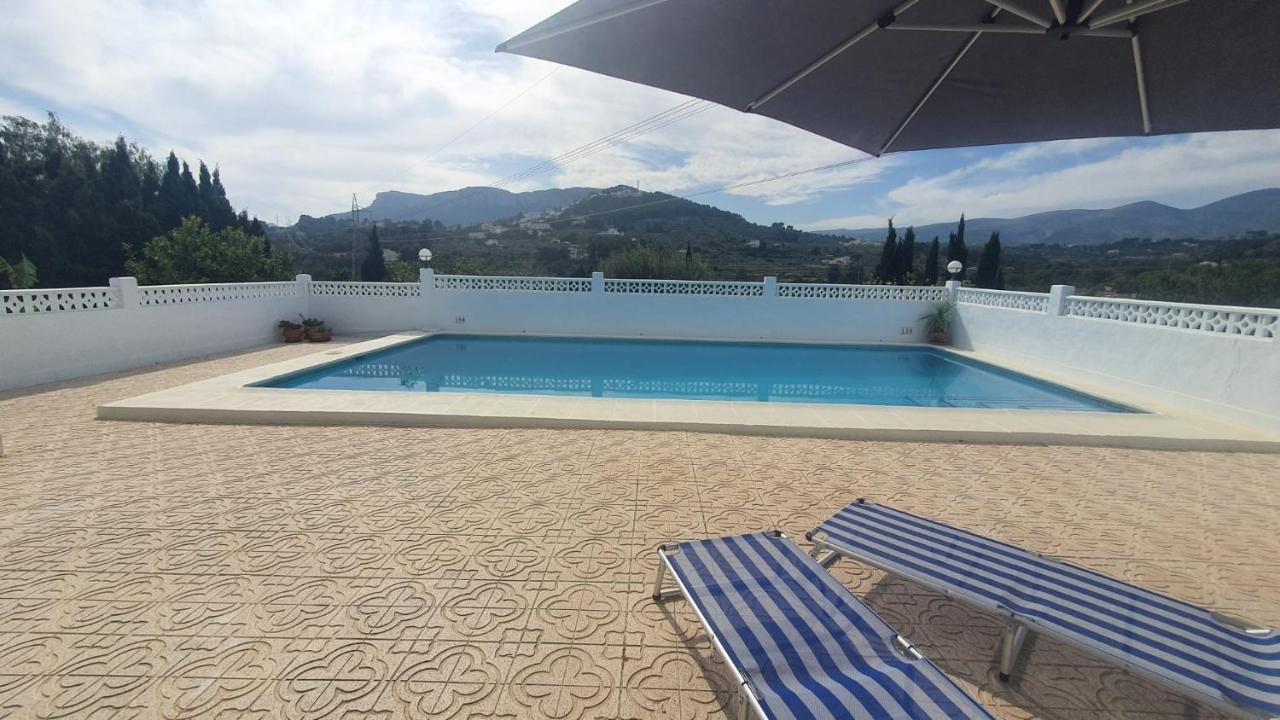 Cheerful 2-Bedroom Villa With Private Pool كاليبي المظهر الخارجي الصورة